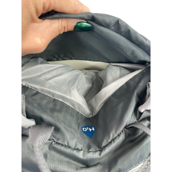 Osprey Trip 20 Backpack Gray Lightweight Hiking Daypack - Picture 7 of 9